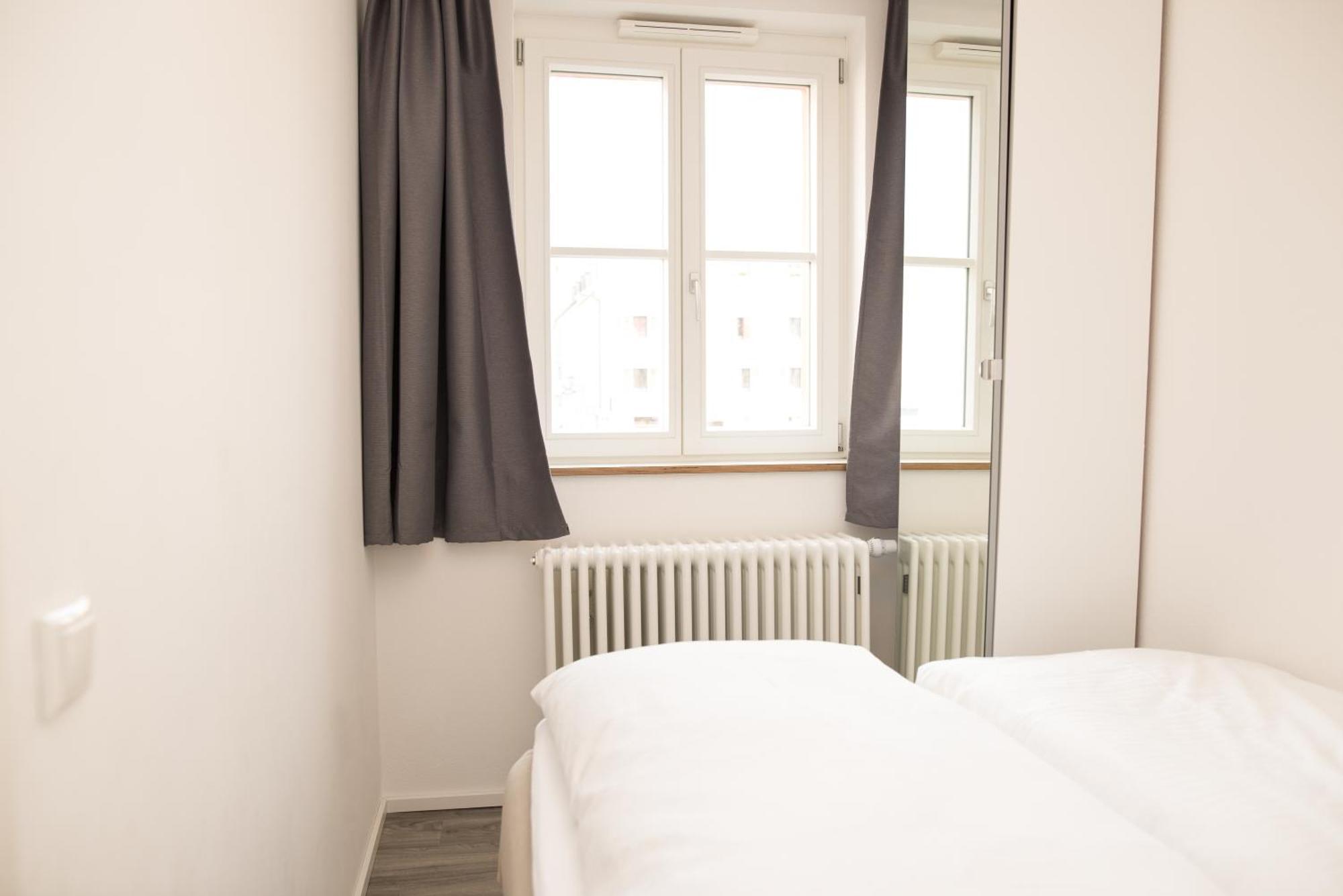 Arnulfsplatz Aparts Regensburg Kamer foto