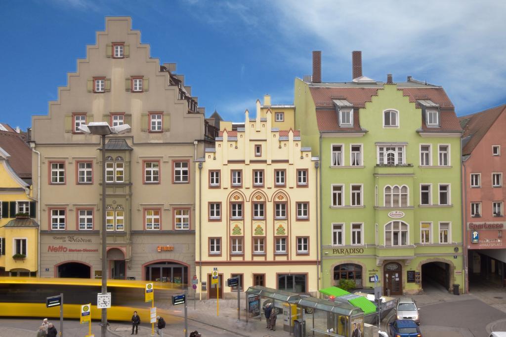 Arnulfsplatz Aparts Regensburg Buitenkant foto