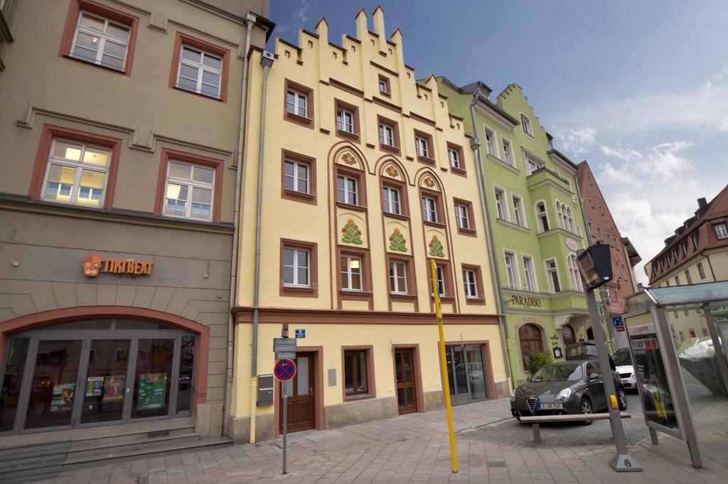 Arnulfsplatz Aparts Regensburg Buitenkant foto